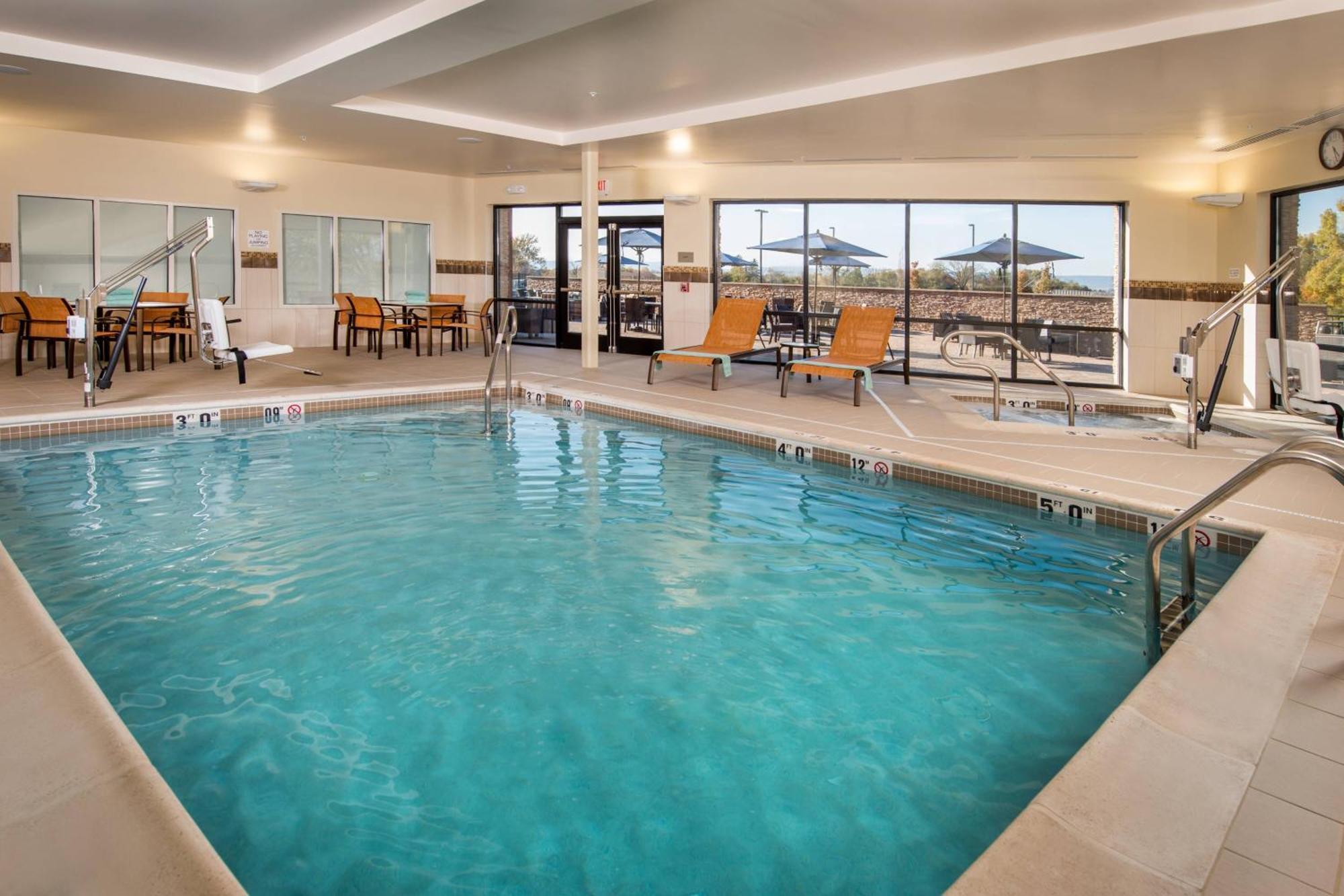 Courtyard By Marriott Shippensburg Hotel Luaran gambar